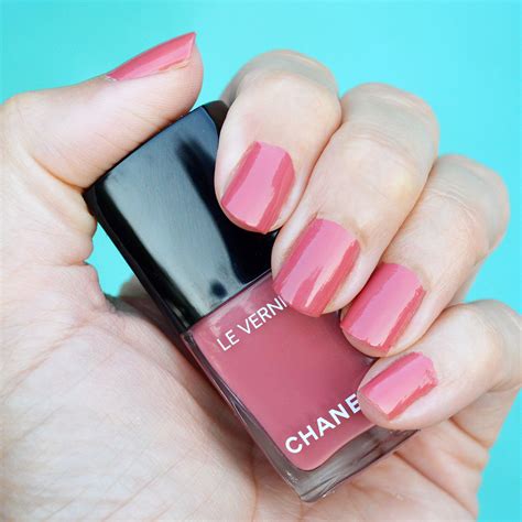 chanel confidence nail enamel|chanel's colour.